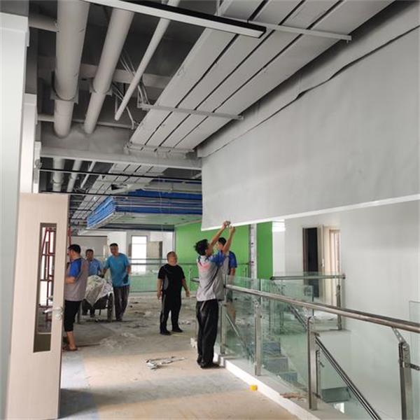 活动式柔性挡烟垂壁